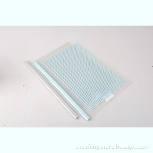 Classeur à glissière en plastique de format A4